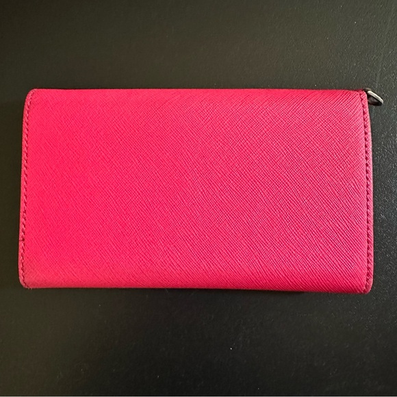 Kate Spade Vibrant Pink Wallet - Picture 15 of 15